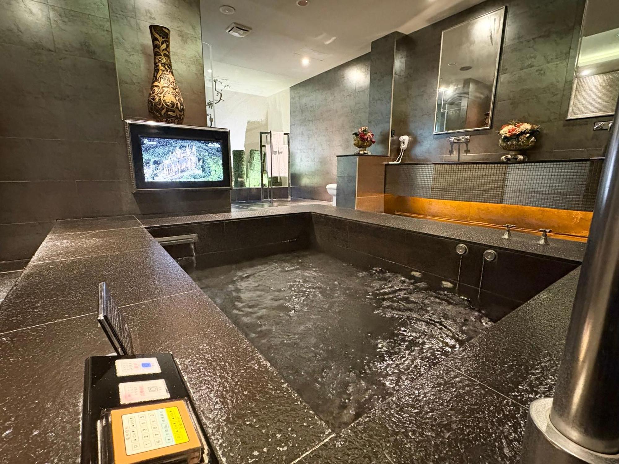 Xiadu Motel Taichung Dış mekan fotoğraf