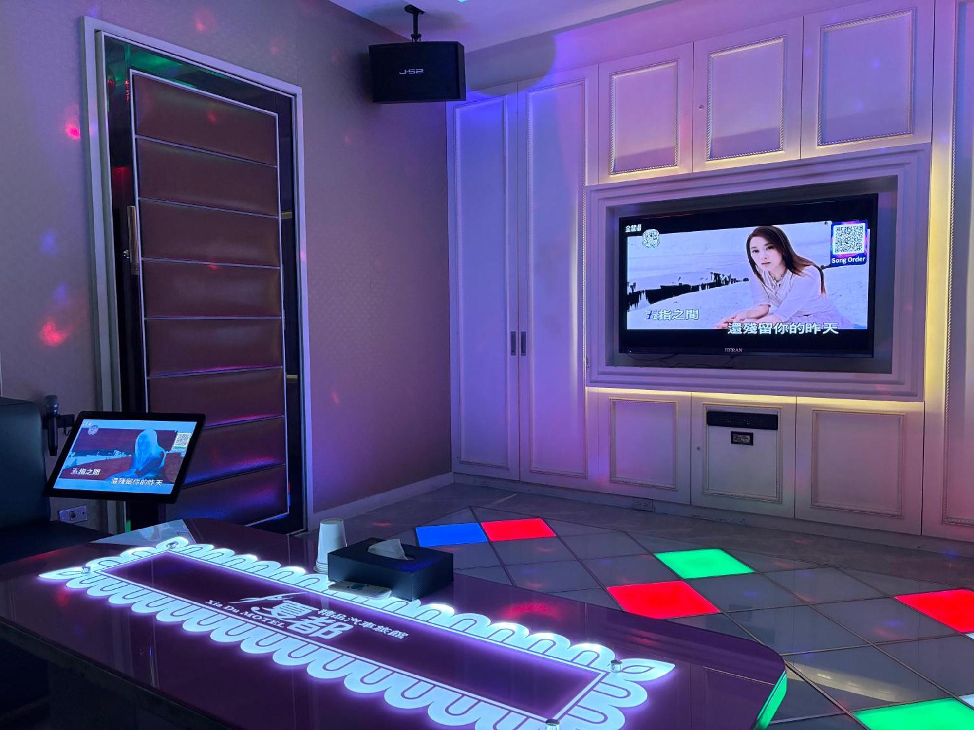 Xiadu Motel Taichung Dış mekan fotoğraf