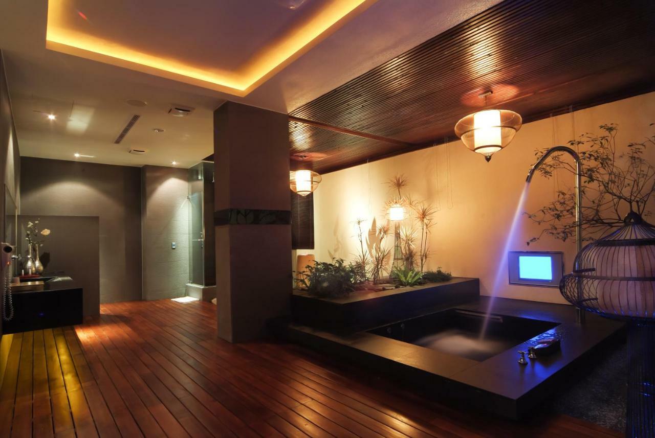 Xiadu Motel Taichung Dış mekan fotoğraf
